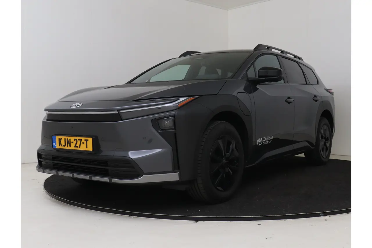 Toyota bZ4X Dynamic 75 kWh 2026, foto 1
