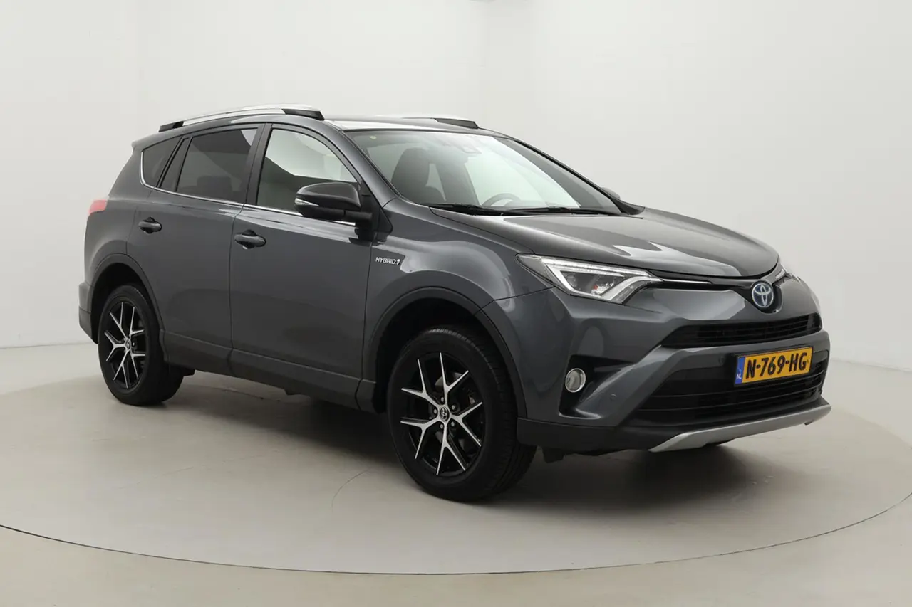 Toyota RAV4 2.5 Hybrid AWD Style 2017, foto 1