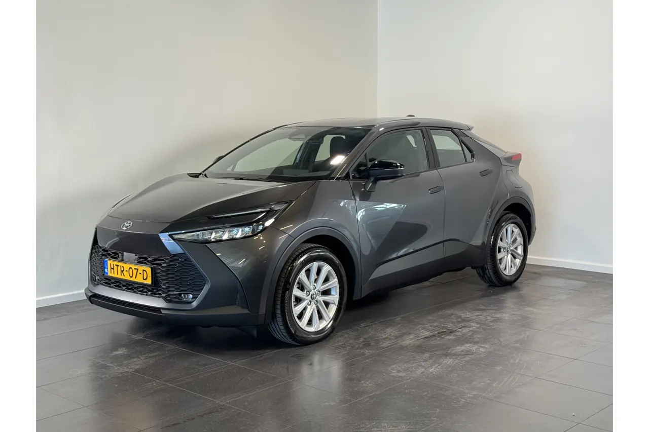 Toyota C-HR 2.0 Plug-In Hybrid 220 Active 2025, foto 1