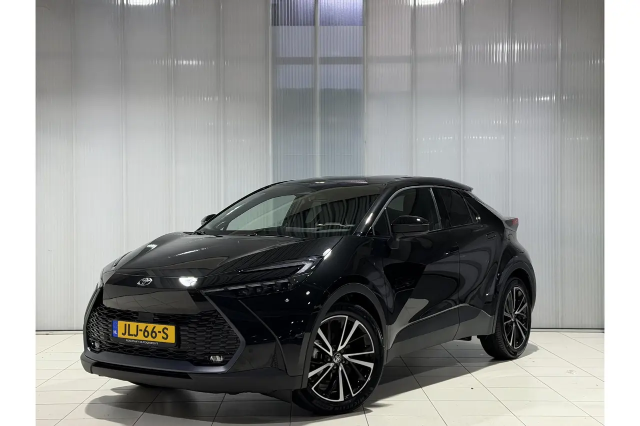 Toyota C-HR 1.8 Hybrid 140 Executive 2025, foto 1