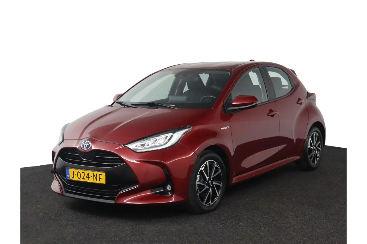 Toyota Yaris 1.5 Hybrid First Edition 2020, foto 1