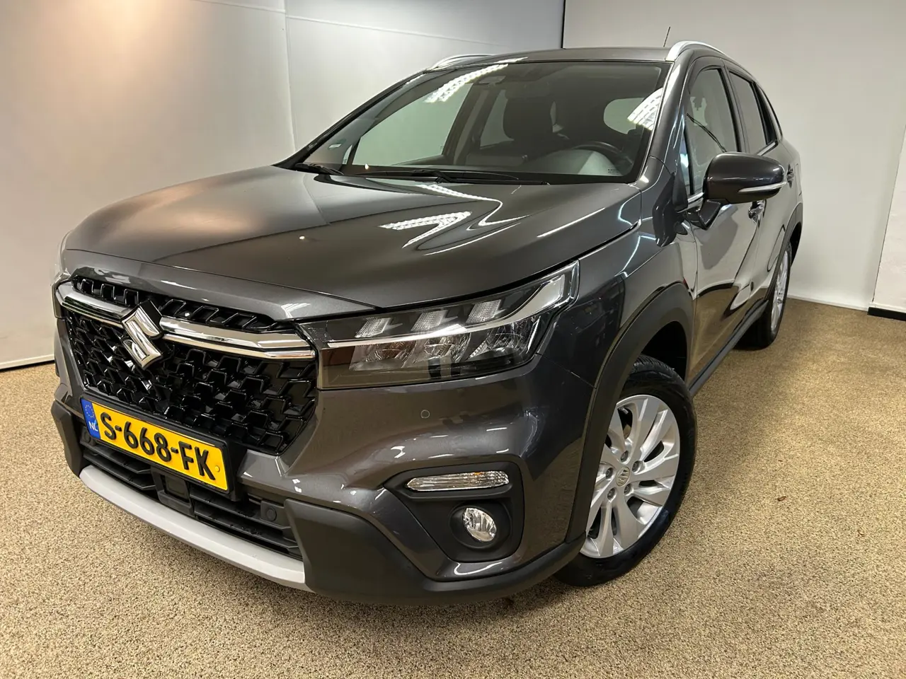Suzuki S-Cross 1.4 Boosterjet Select Smart Hybrid 2023, foto 1