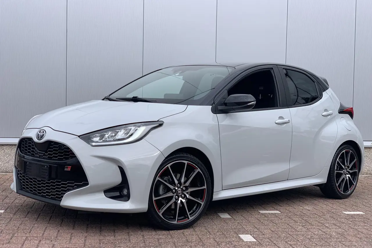Toyota Yaris 1.5 Hybrid Gr Sport 2023, foto 1
