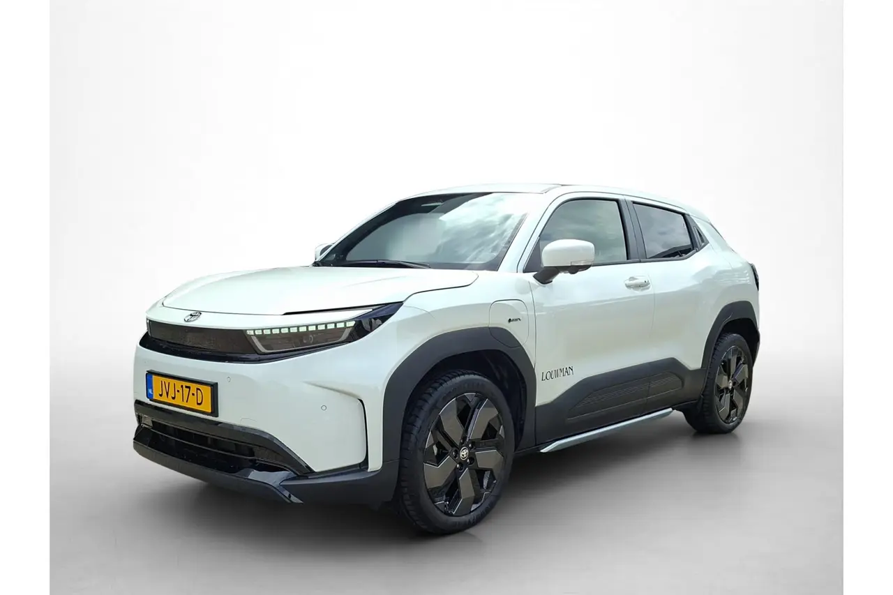 Toyota Urban Cruiser Executive 61 kWh 2026, foto 1