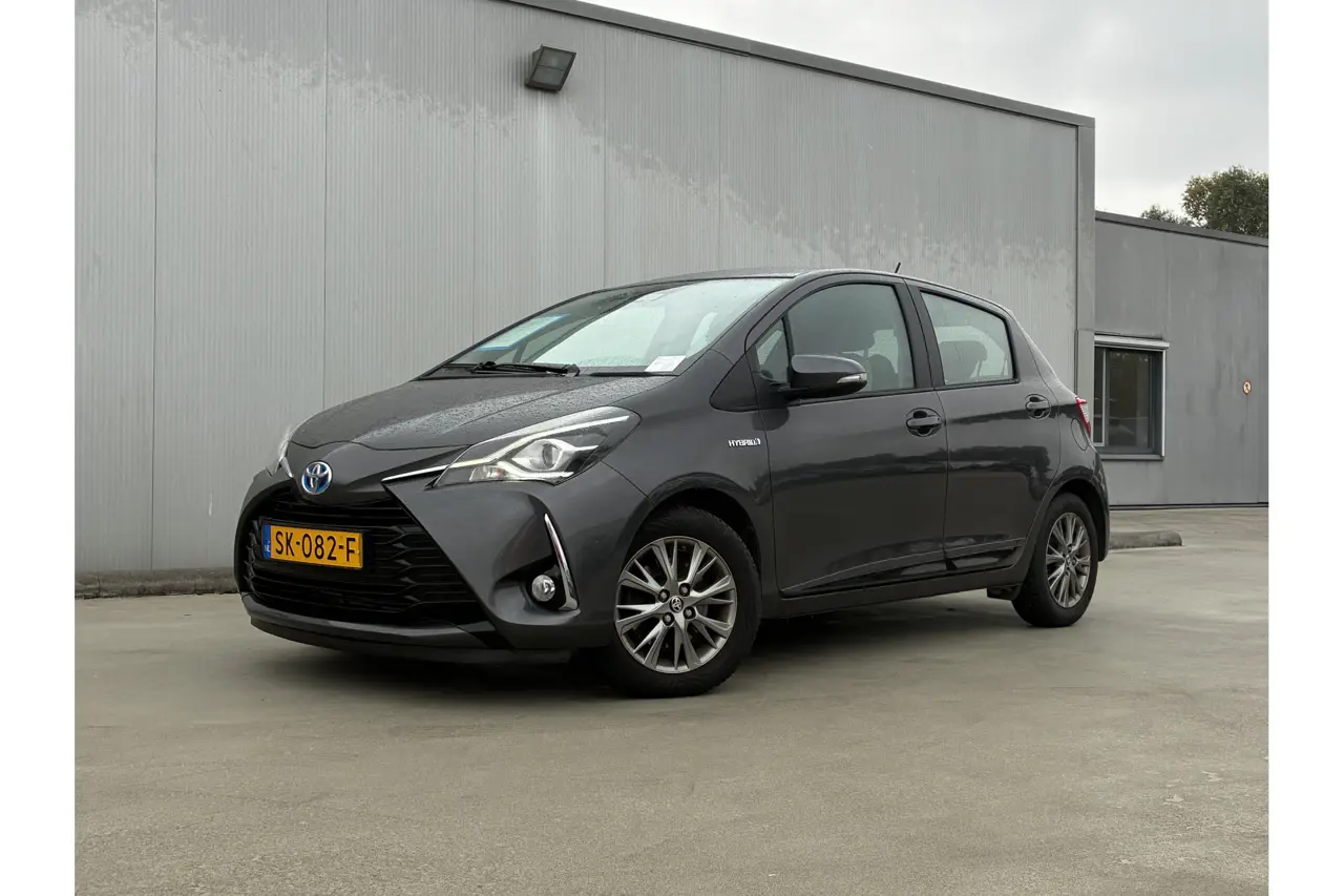 Toyota Yaris 1.5 Hybrid Design 2018, foto 1