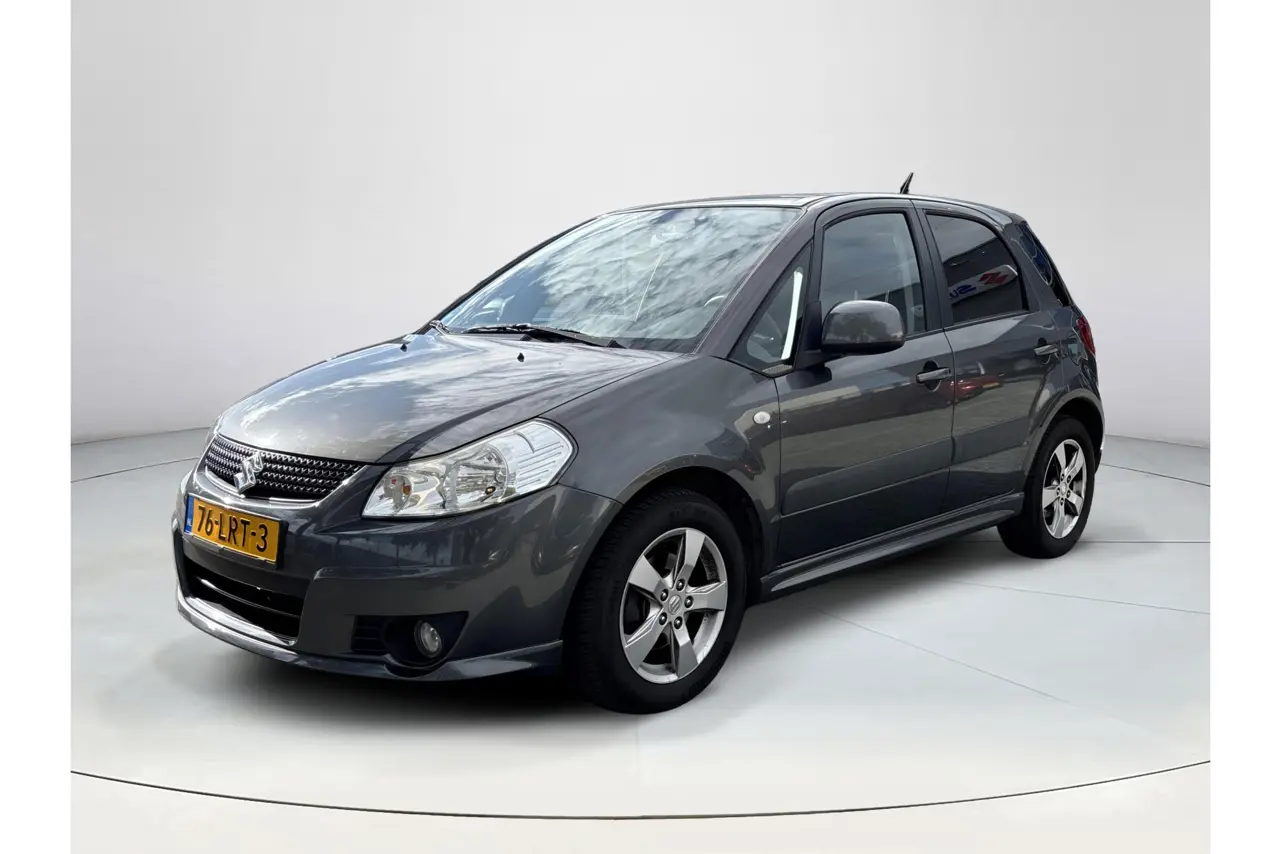 Suzuki SX4 1.6 Arrow 2010, foto 1