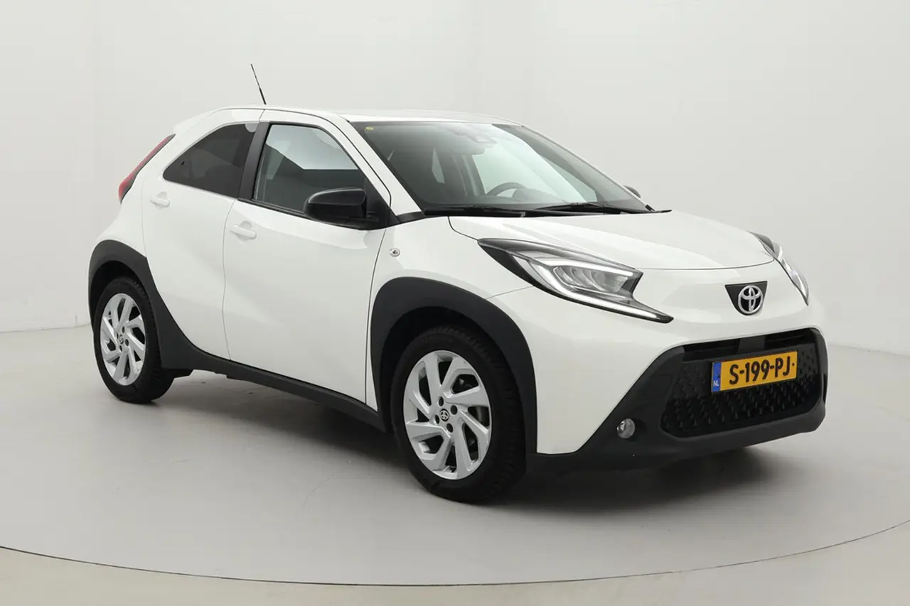 Toyota Aygo X 1.0 VVT-i Mt First 2023, foto 1
