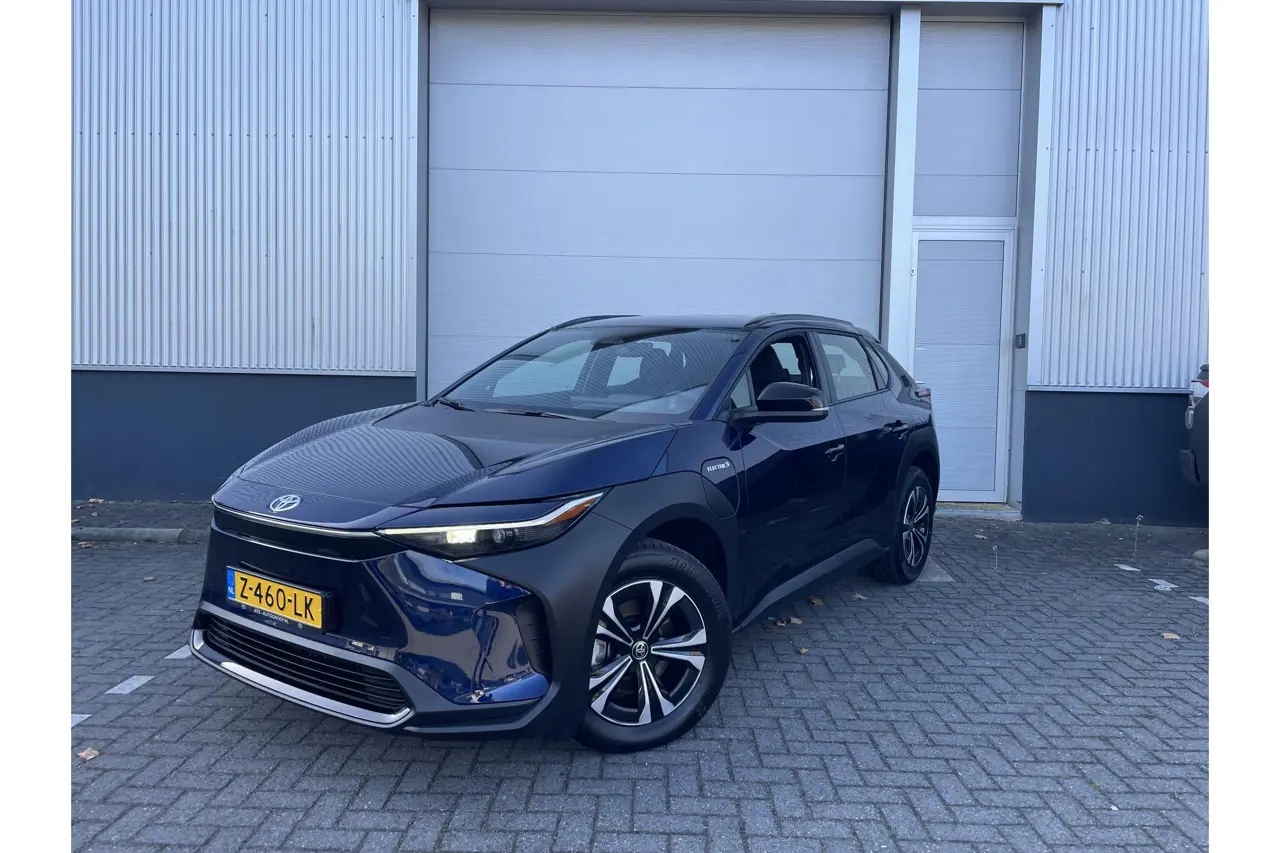Toyota bZ4X Active 71 kWh 2024, foto 1