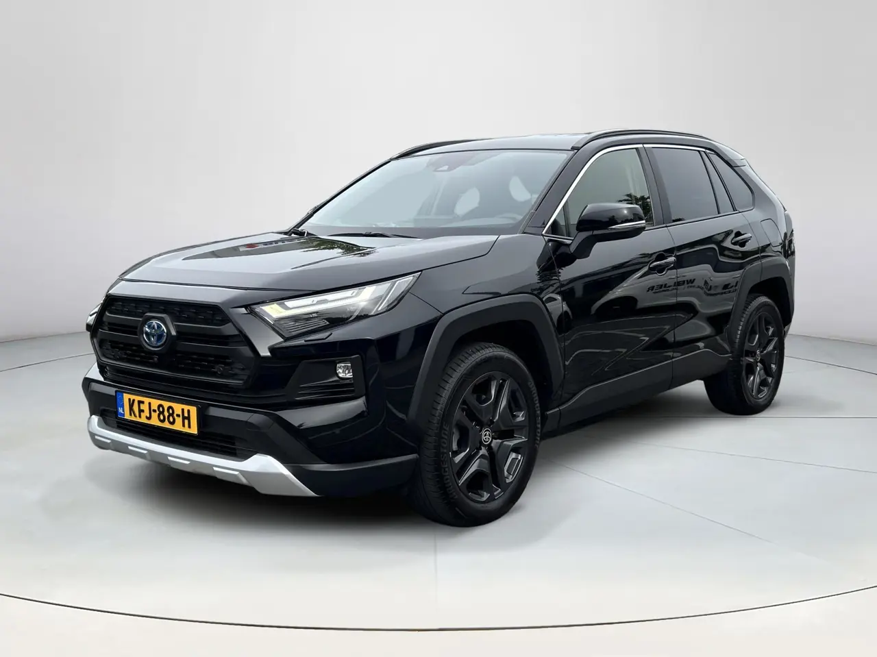 Toyota RAV4 2.5 Hybrid AWD Adventure 2022, photo 1