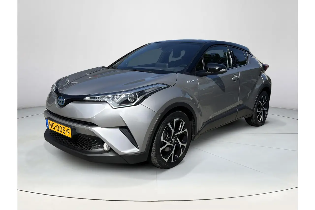 Toyota C-HR 1.8 Hybrid Bi-Tone 2017, foto 1