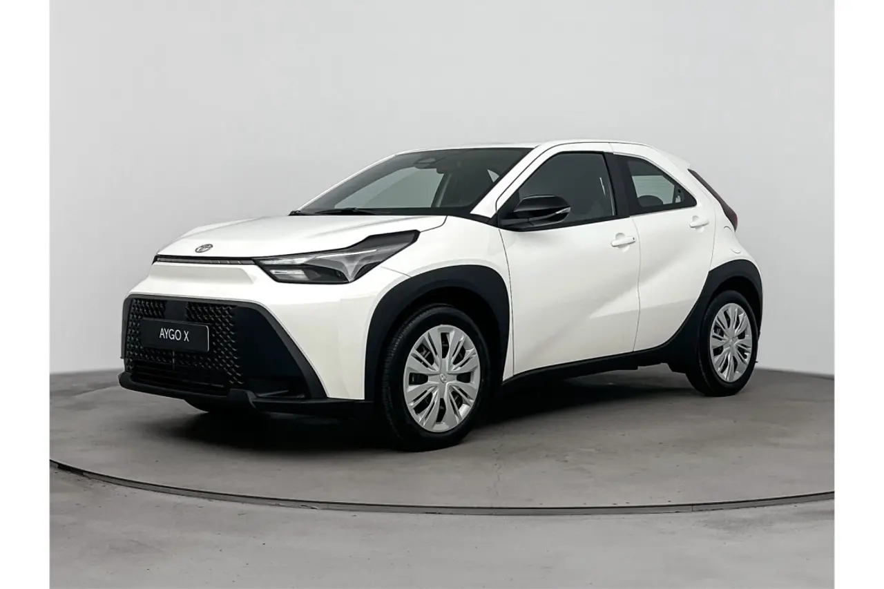 Toyota Aygo X Hybrid 115 Play 2026, foto 1