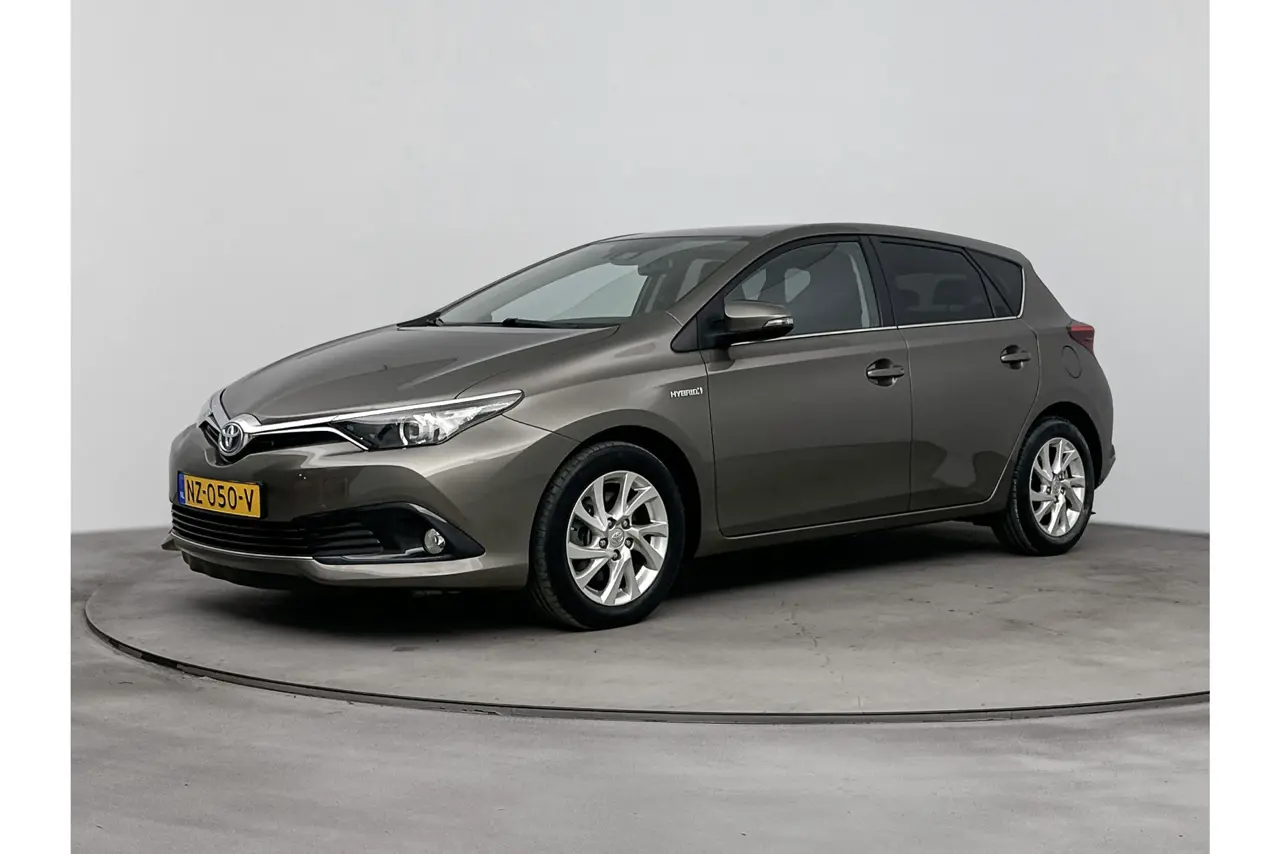 Toyota Auris 1.8 Hybrid Dynamic 2017, foto 1