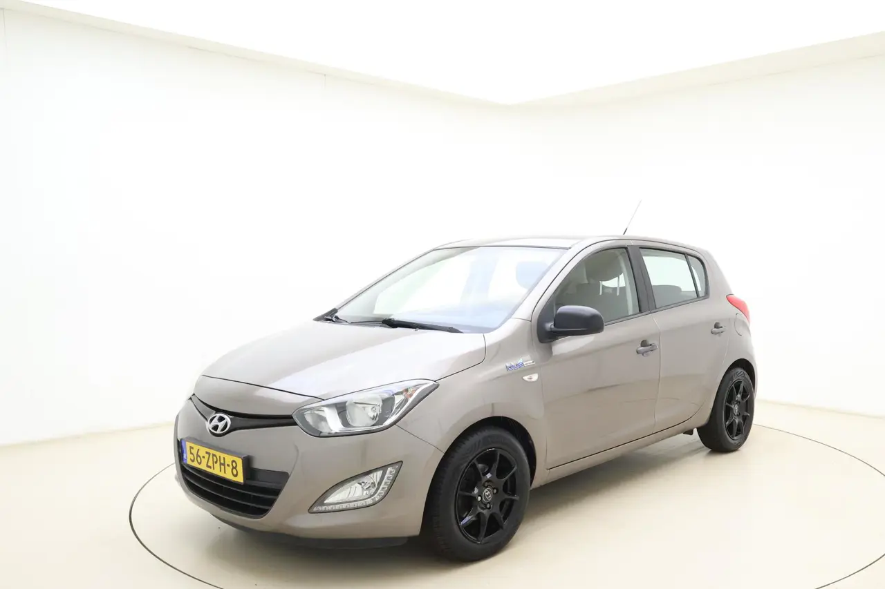 Hyundai i20 1.2I I-Motion 2013, foto 1