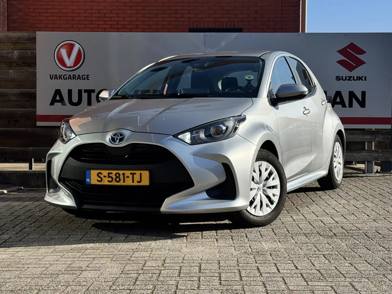 Toyota Yaris 1.5 Hybrid Comfort 2022, foto 1