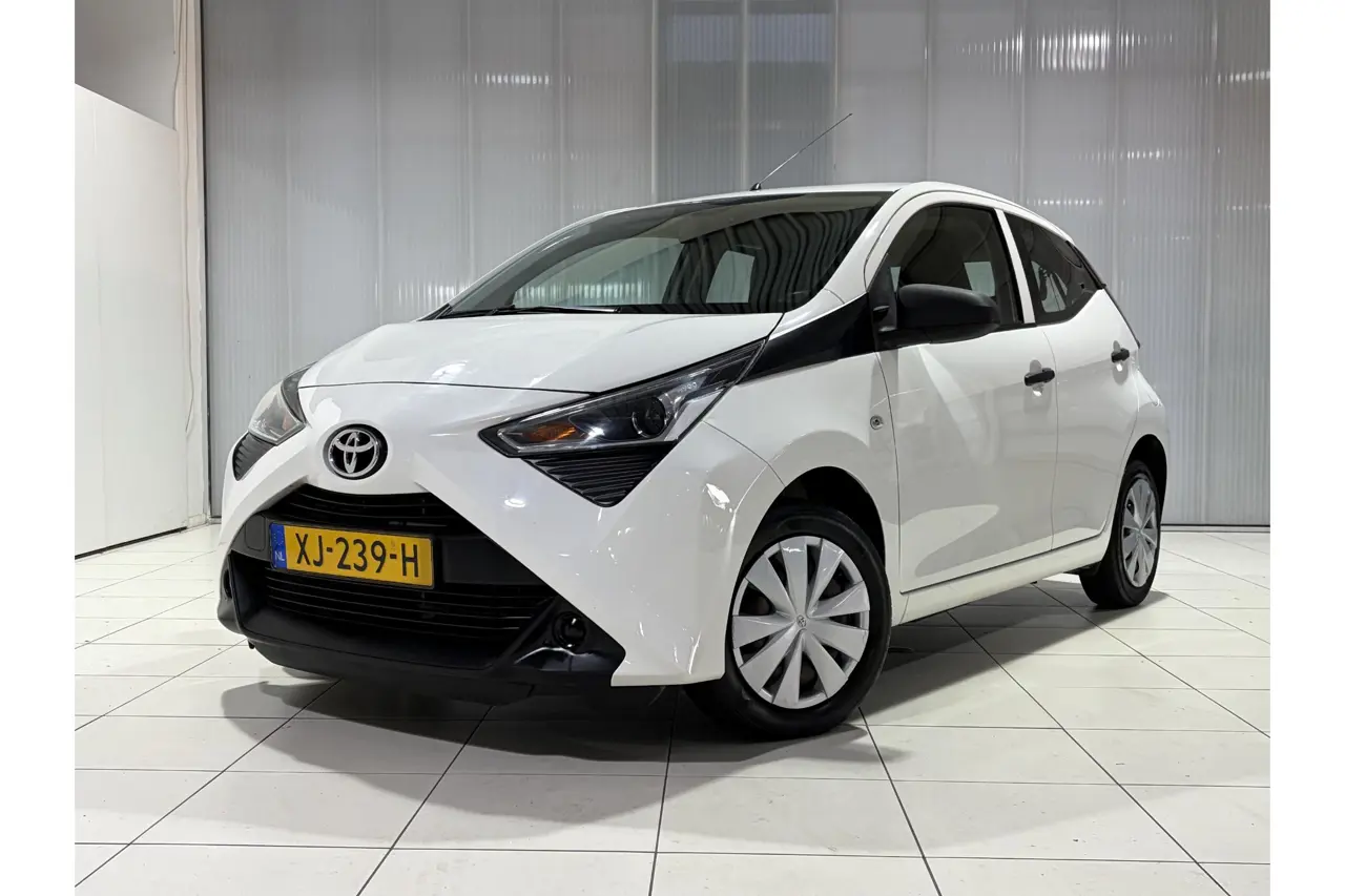 Toyota Aygo 1.0 VVT-i X-Fun 2019, foto 1