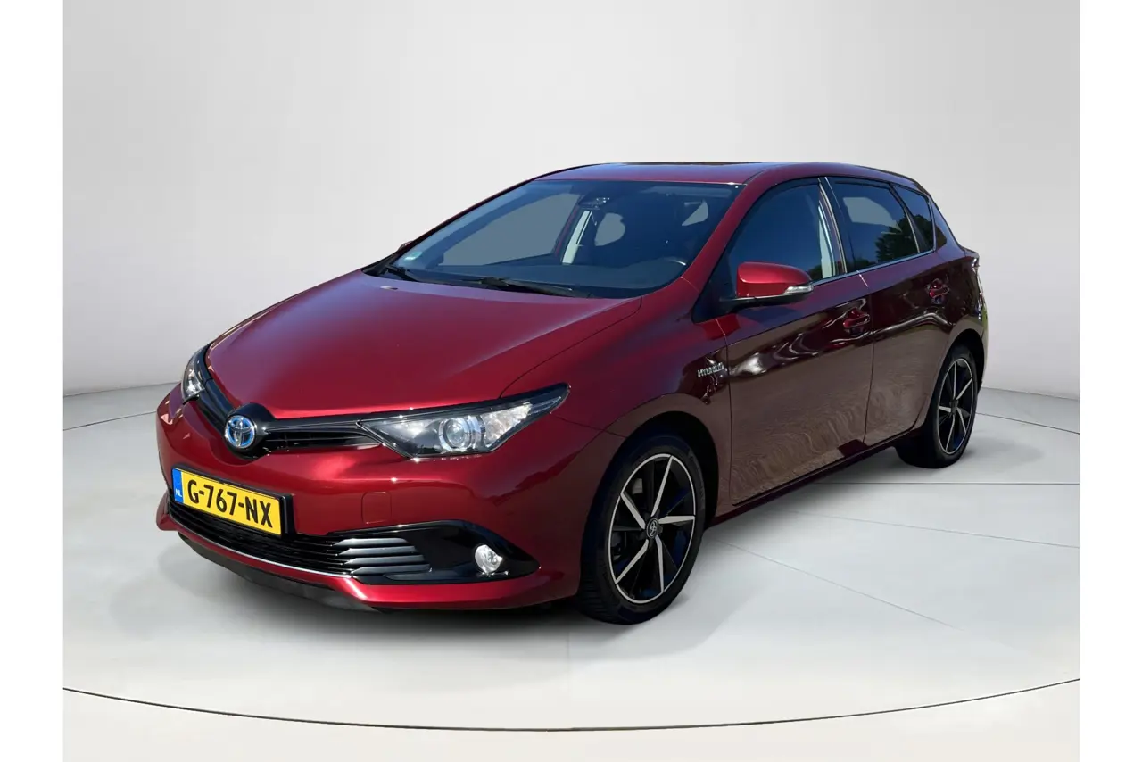 Toyota Auris 1.8 Hybrid Black Edition 2018, foto 1