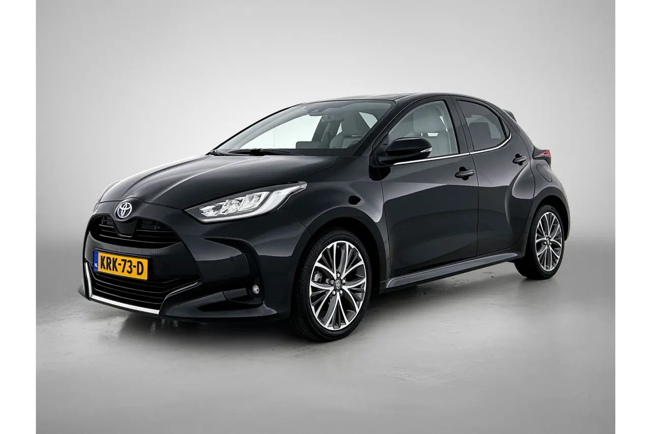 Toyota Yaris 1.5 Hybrid Executive 2023, foto 1