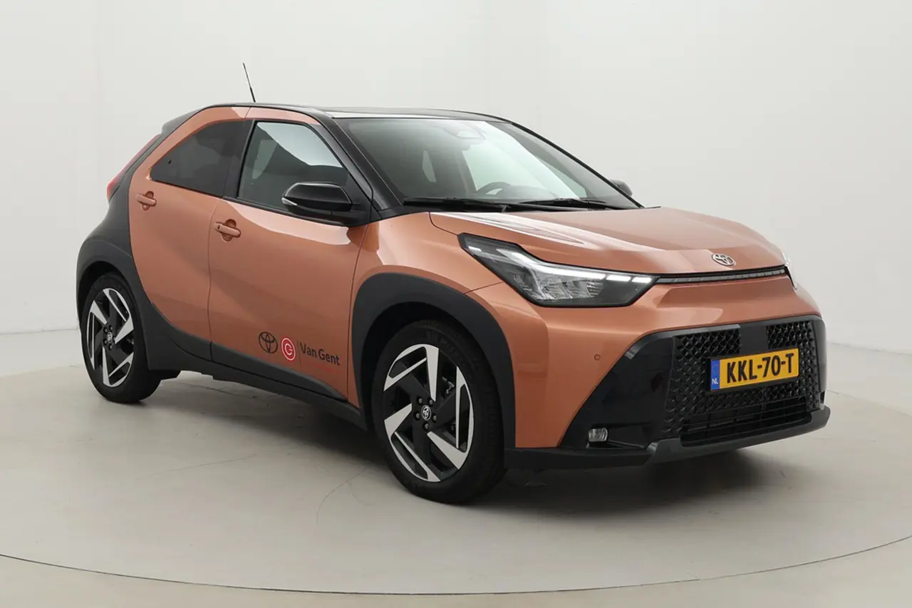 Toyota Aygo X Hybrid 115 Envy 2026, foto 1