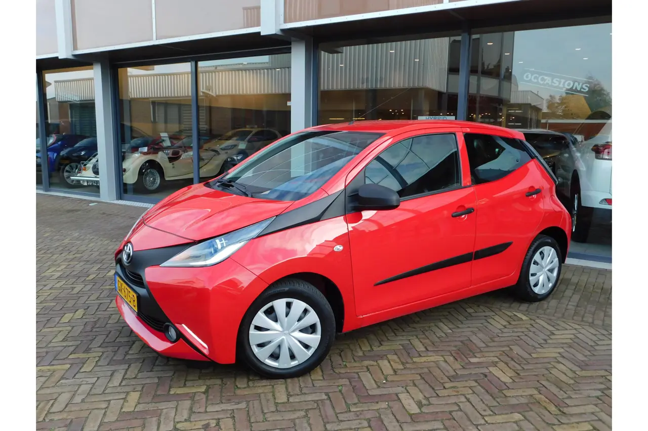 Toyota Aygo 1.0 VVT-i X 2015, foto 1