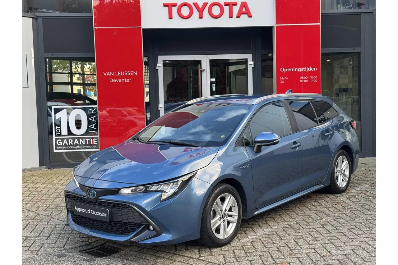 Toyota Corolla 1.8 Hybrid First Edition 2021, foto 1