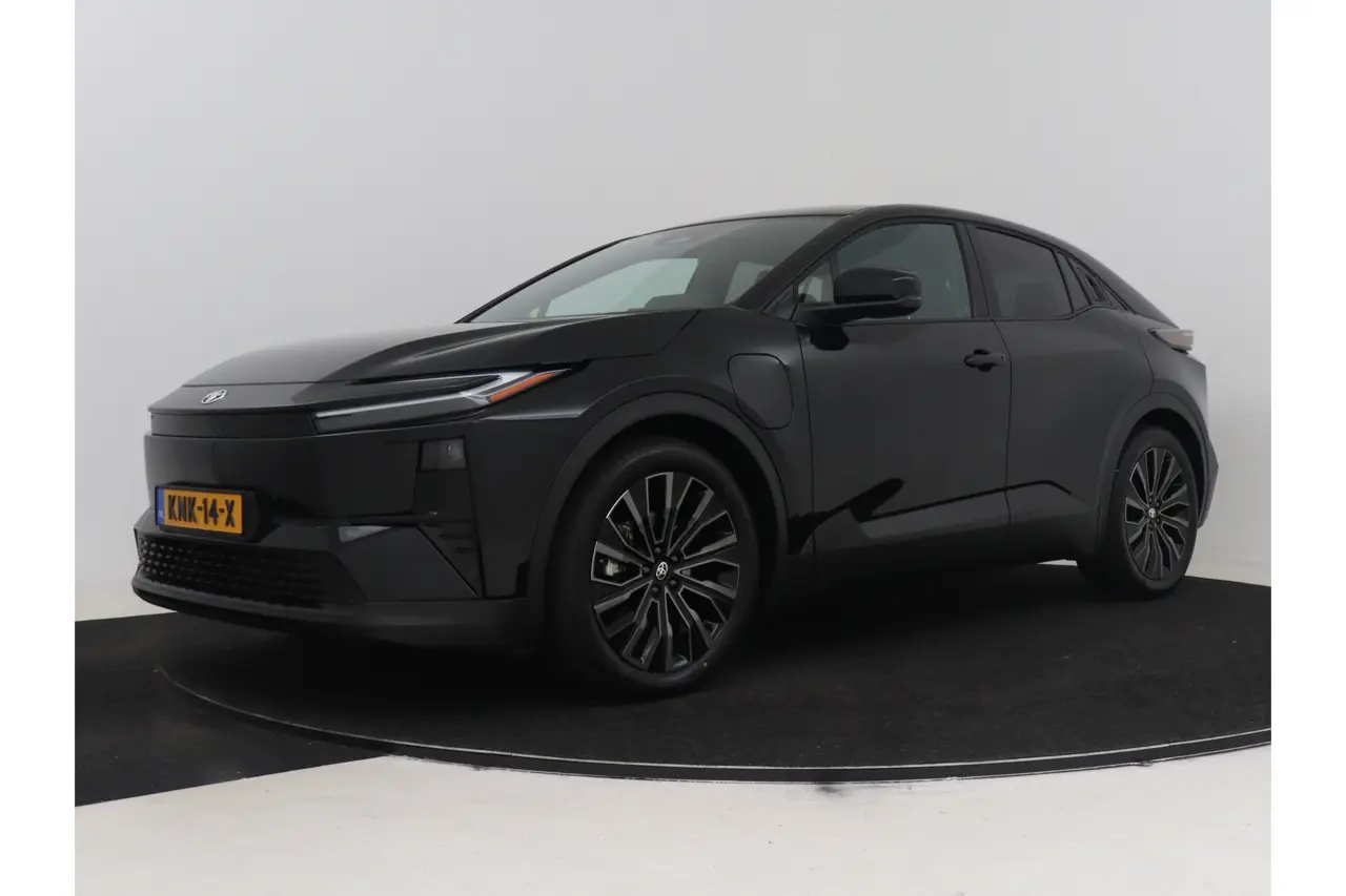 Toyota C-HR First Edition 77 kWh 2026, foto 1