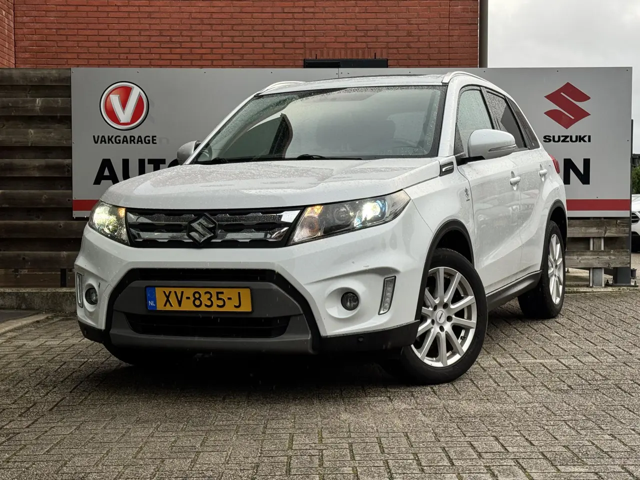 Suzuki Vitara 1.6 Exclusive 2016, foto 1
