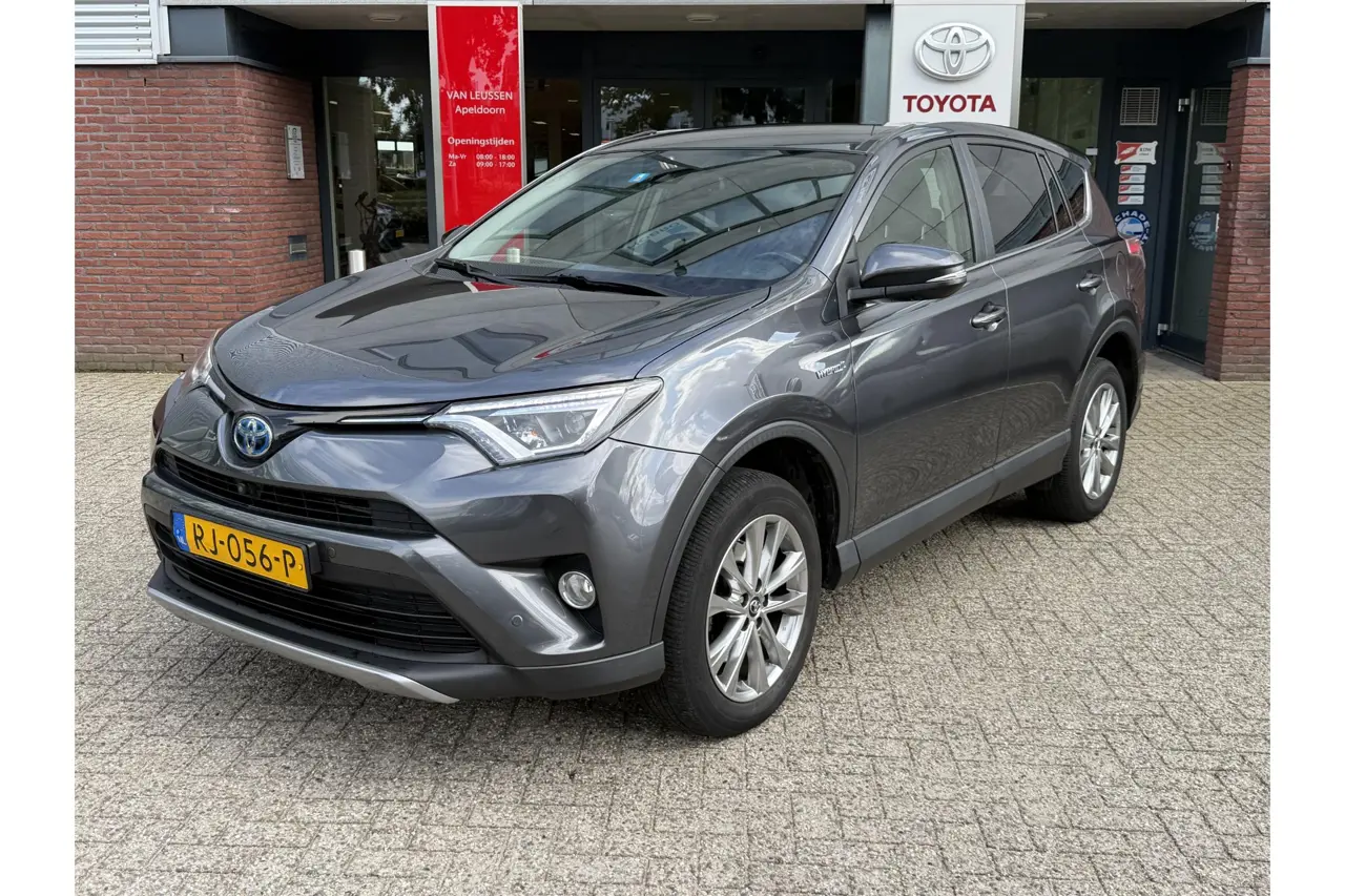 Toyota RAV4 2.5 Hybrid Executive Business 2017, foto 1