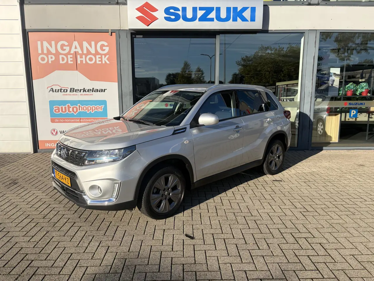 Suzuki Vitara 1.4 Boosterjet Select Smart Hybrid 2023, foto 1