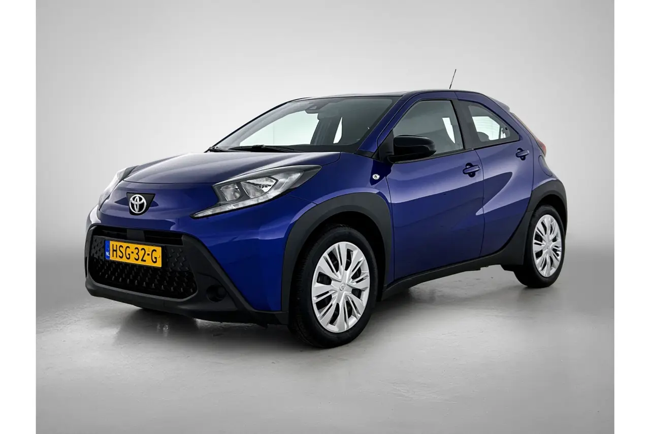 Toyota Aygo X 1.0 VVT-i MT Play 2025, foto 1