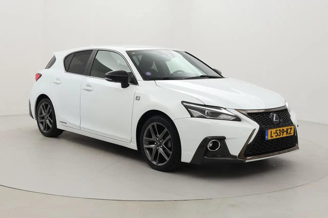 Lexus CT 200H F Sport Line 2019, foto 1