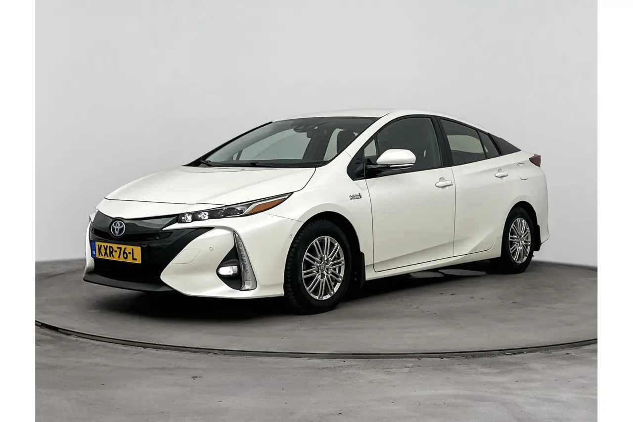 Toyota Prius 1.8 Plug-In Business Plus 2019, foto 1