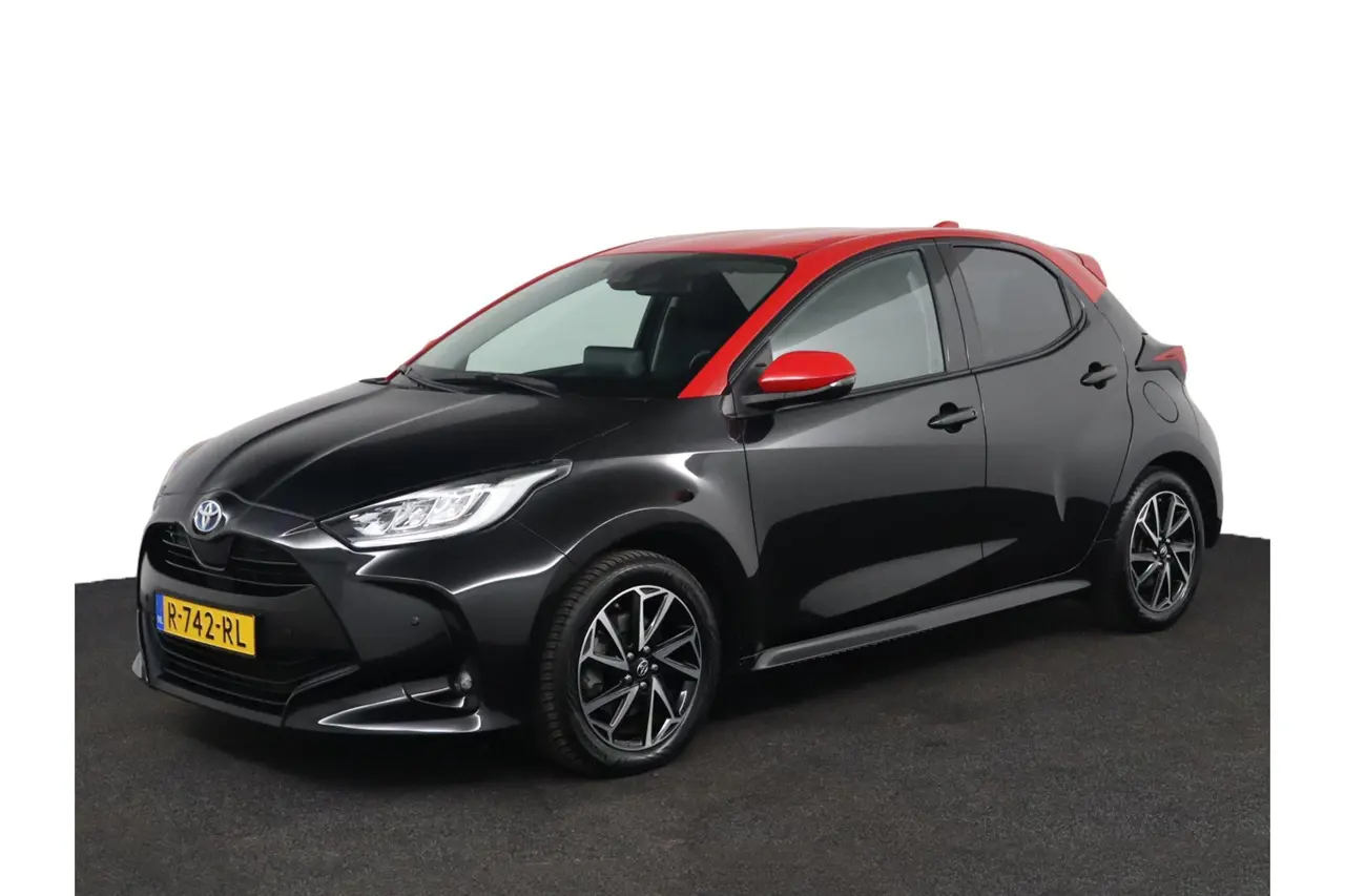 Toyota Yaris 1.5 Hybrid Dynamic 2022, foto 1