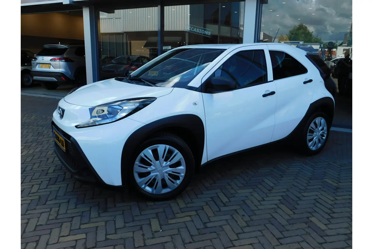 Toyota Aygo X 1.0 VVT-i Mt 2023, foto 1