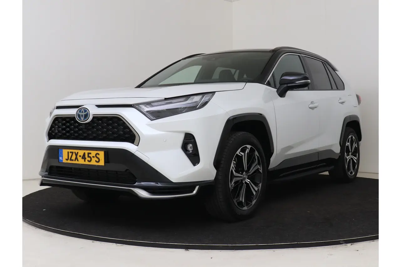 Toyota RAV4 2.5 Plug-In Hybrid AWD Bi-Tone Plus 2026, foto 1