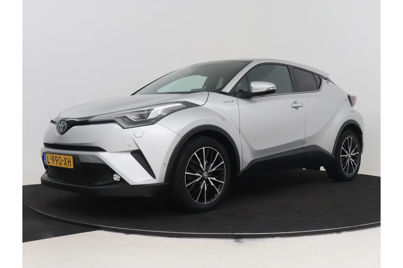 Toyota C-HR 1.8 Hybrid Executive 2019, foto 1