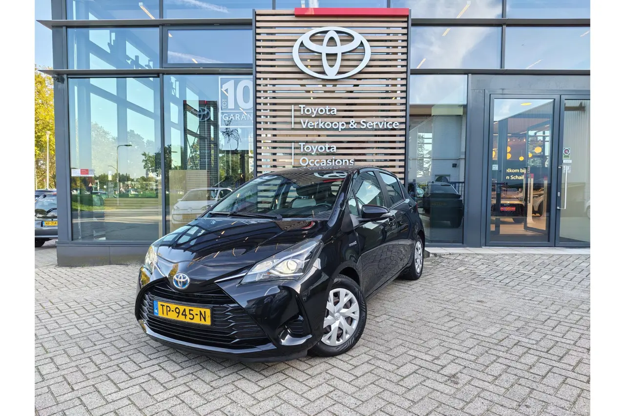 Toyota Yaris 1.5 Hybrid Active 2018, foto 1