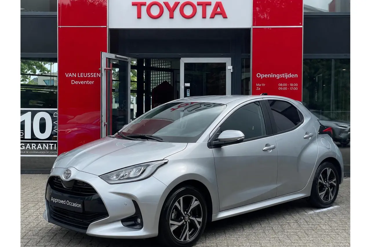 Toyota Yaris 1.5 Hybrid 115 Dynamic 2025, foto 1