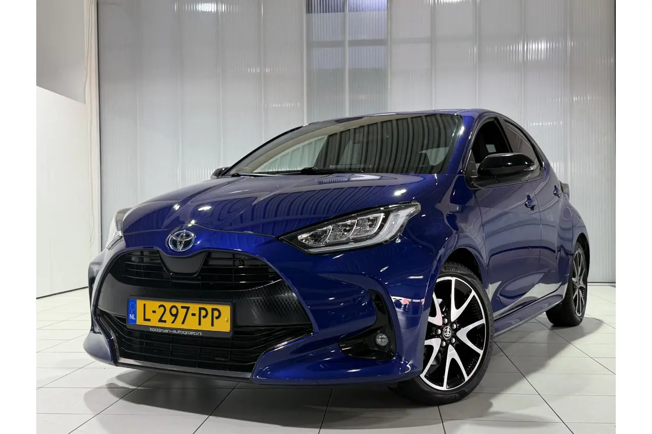 Toyota Yaris 1.5 Hybrid Executive 2021, foto 1
