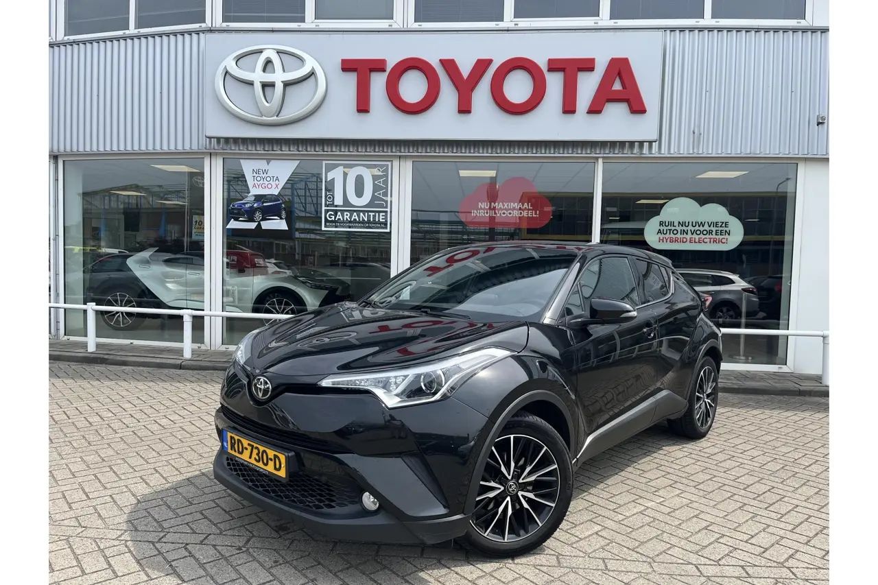 Toyota C-HR 1.2 Executive 2017, foto 1