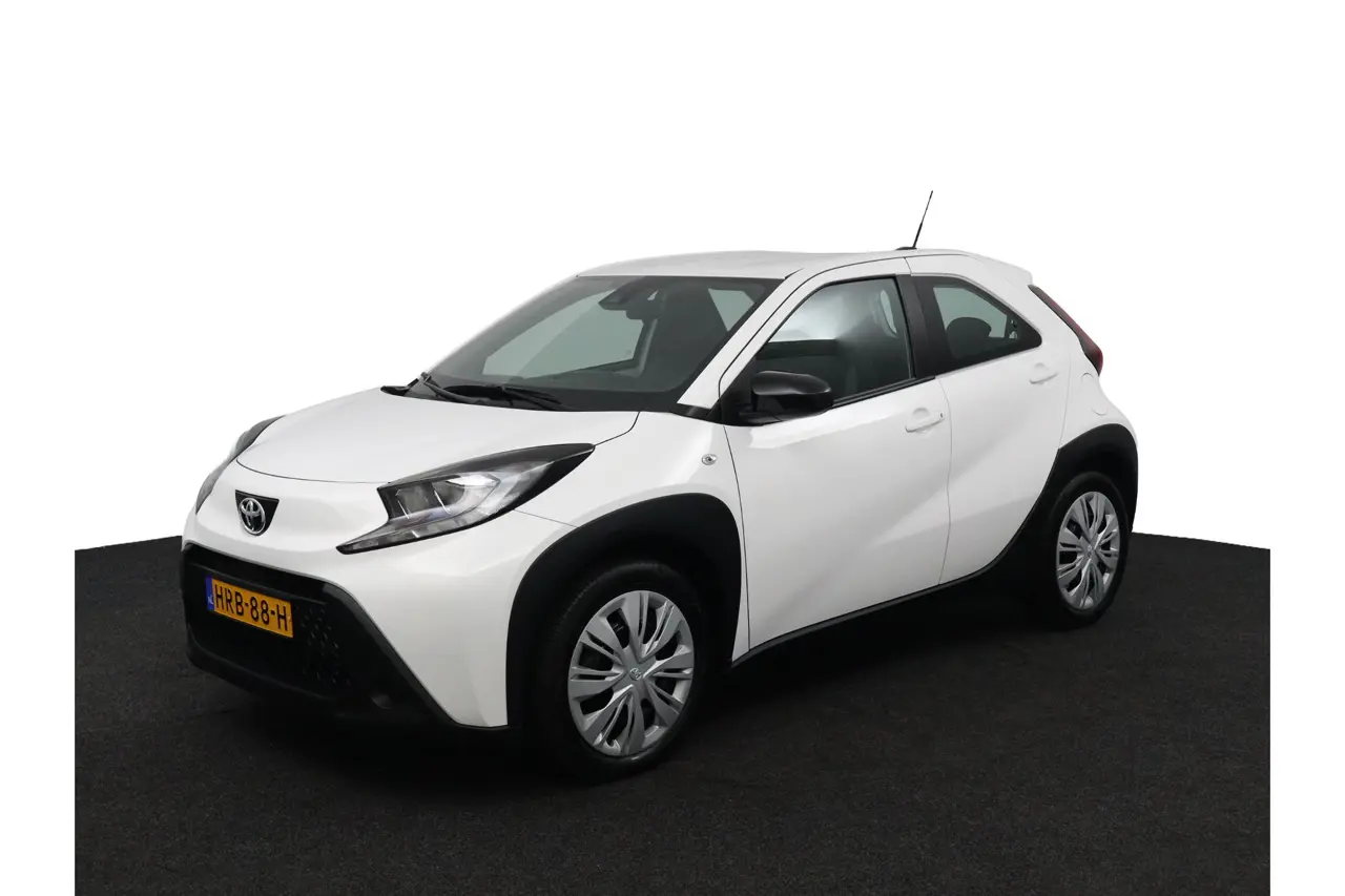 Toyota Aygo X 1.0 VVT-i Mt Play 2025, foto 1