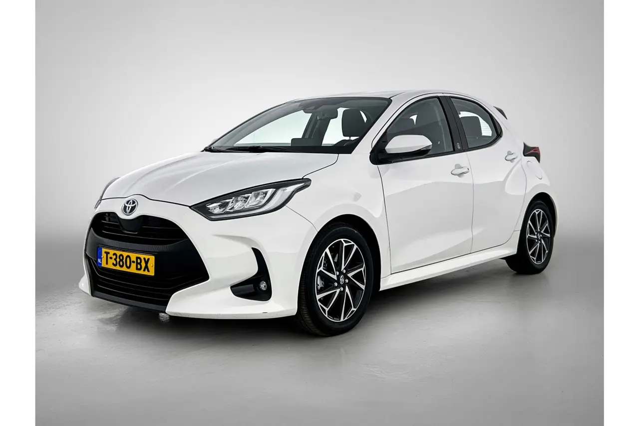 Toyota Yaris 1.5 Hybrid Dynamic 2023, foto 1