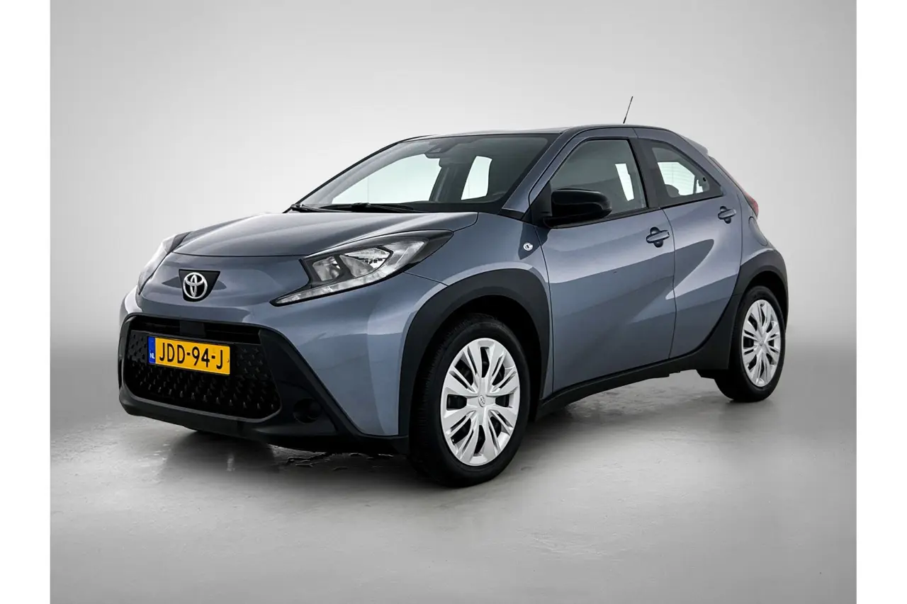 Toyota Aygo X 1.0 VVT-i Mt Play 2025, foto 1