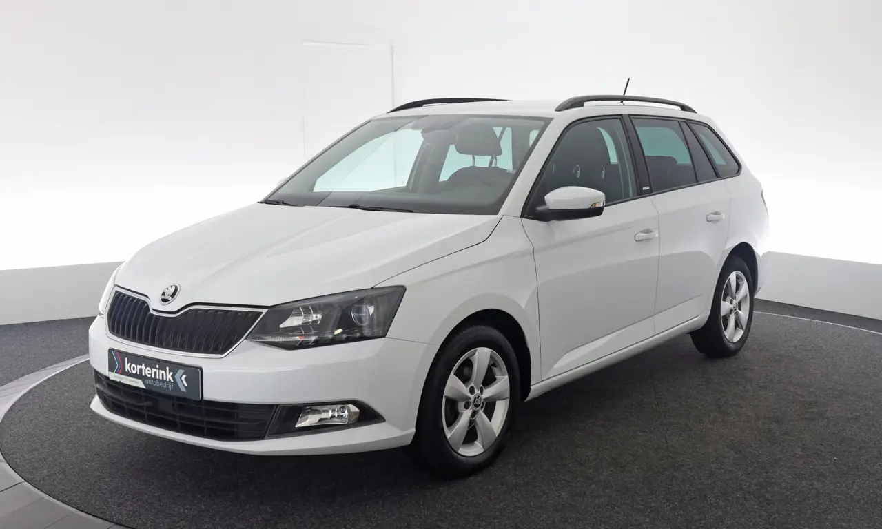 Škoda Fabia Combi 1.2 TSI Joy 2017, photo 1