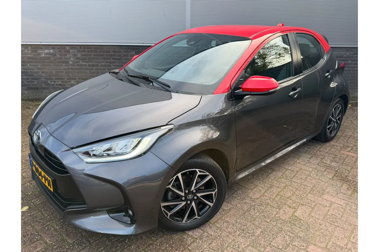 Toyota Yaris 1.5 Hybrid Tokyo Spirit Met Stoel Verwarming 2022, foto 1