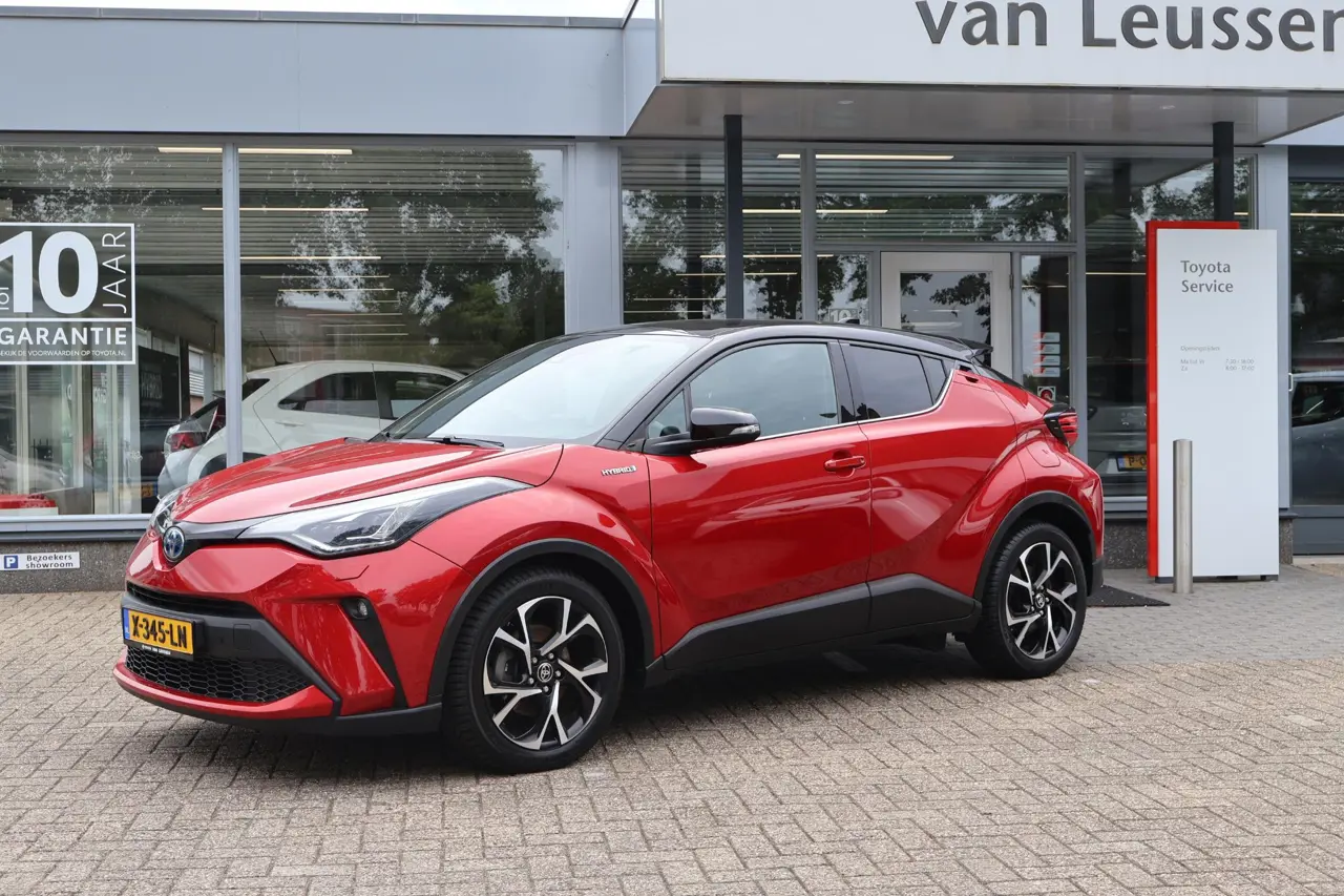 Toyota C-HR 1.8 Hybrid Bi-Tone 2020, foto 1