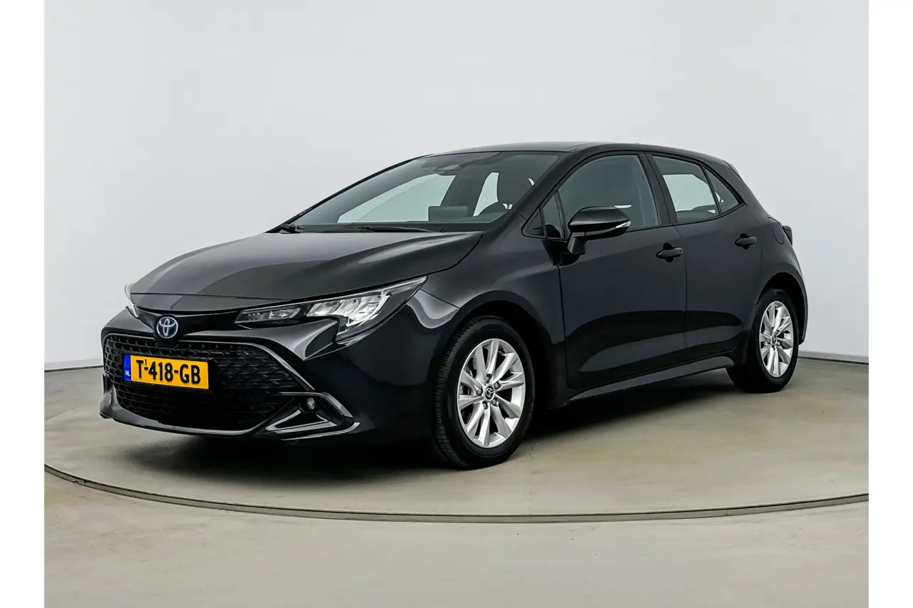 Toyota Corolla Hybrid 140 Active 2023, foto 1