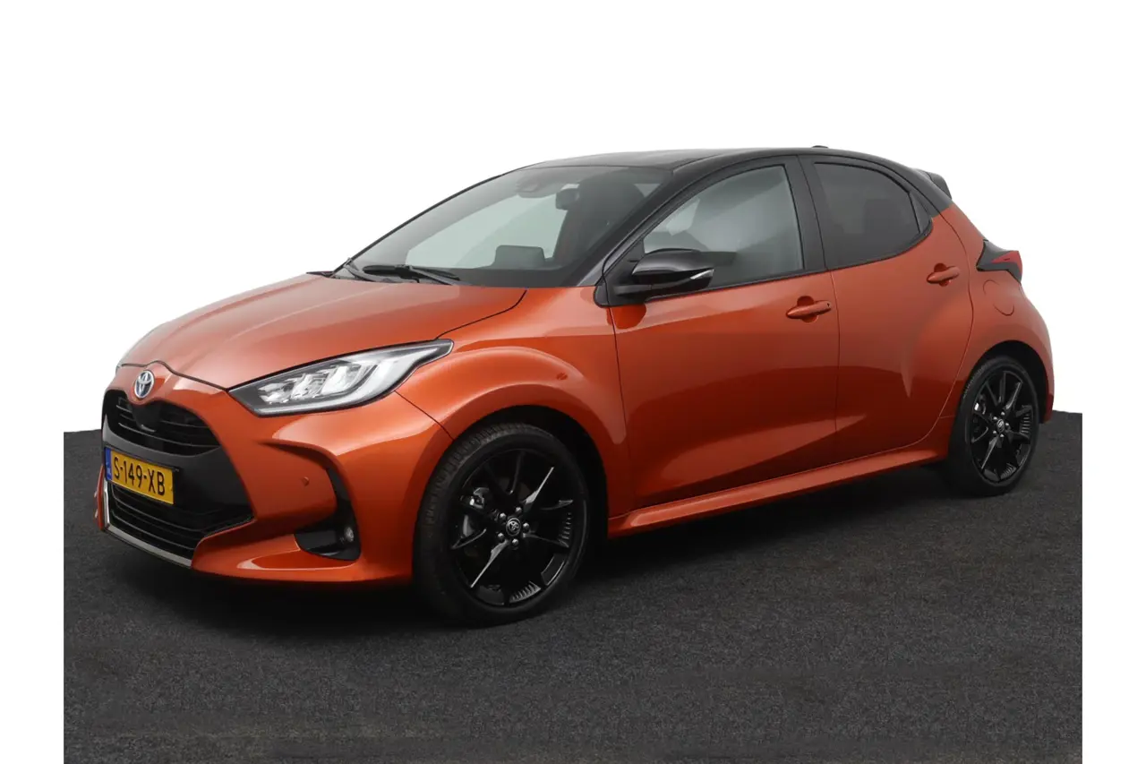 Toyota Yaris 1.5 Hybrid Executive 2023, foto 1