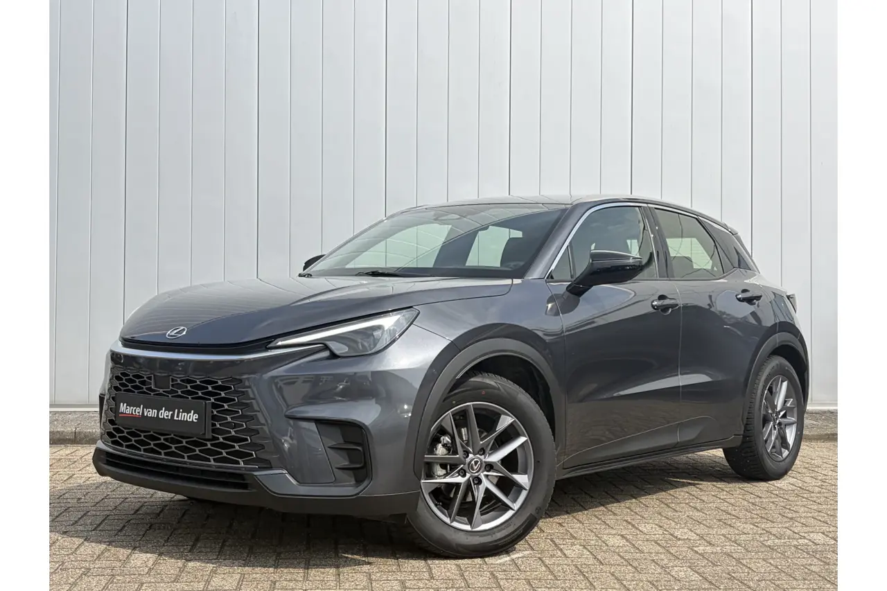 Lexus LBX Business Line 2Wd Parkeer En Dodehoek Sensoren Stoel Stuur Verwarming 2025, foto 1