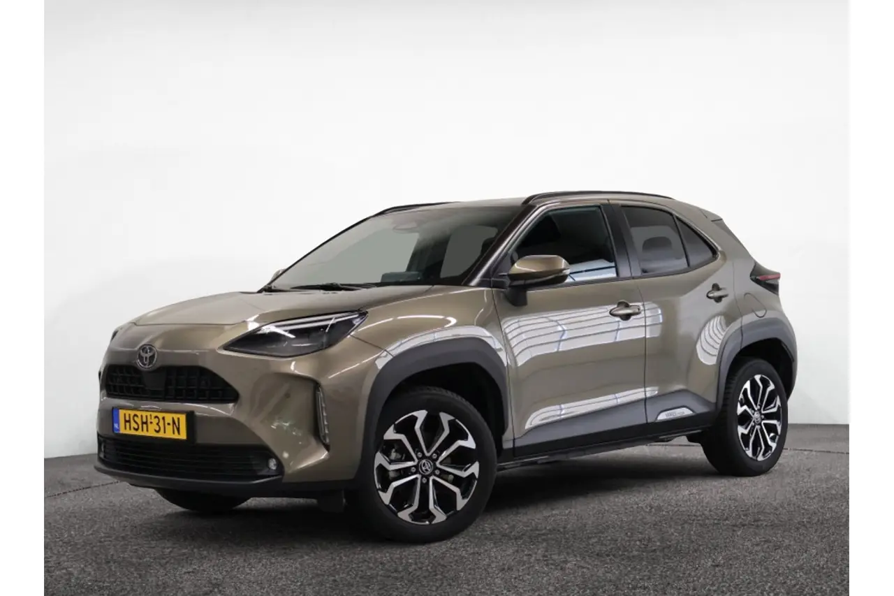 Toyota Yaris Cross 1.5 Hybrid 115 First 2025, foto 1