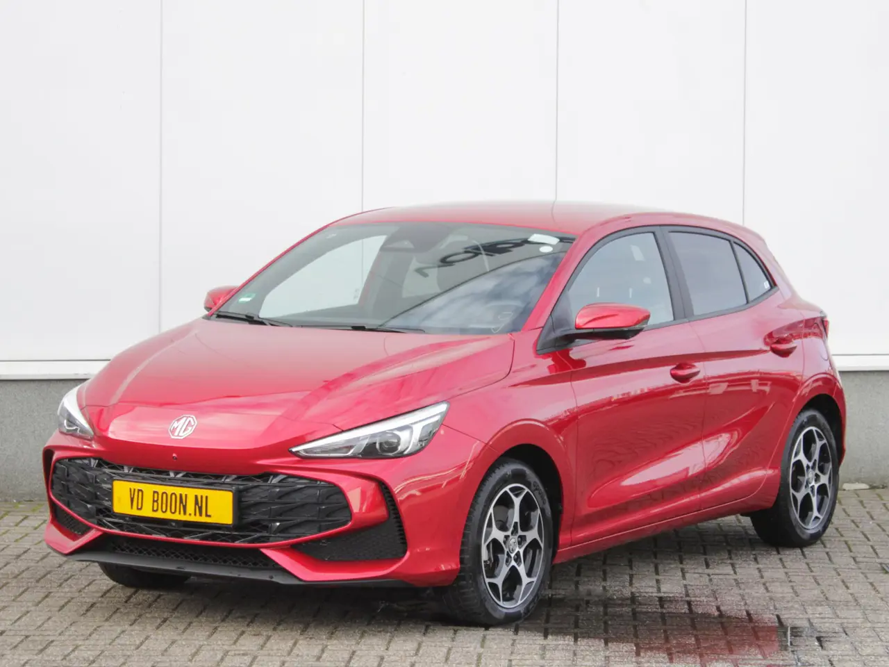 MG MG3 Hybrid+ 1.5 Luxury 2025, photo 1